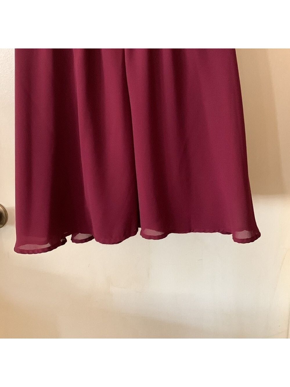 Lush cranberry pleated party dress size S - Picture 7 of 11